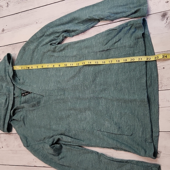 North River Small hooded top. - Picture 3 of 5